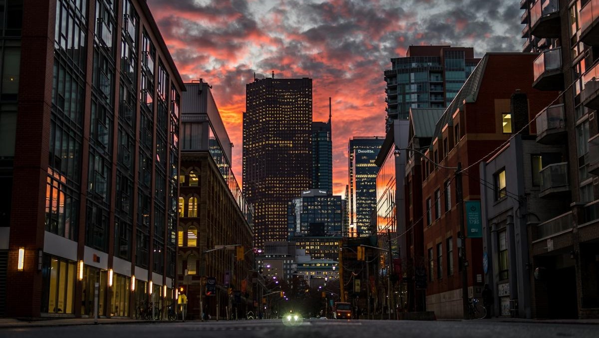 الهجرة السرية تهدد سبتة المحتلة: ما يحدث في الخفاء؟